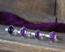 Load image into Gallery viewer, Sterling Silver Amethyst Ring- Size 6