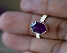 Load image into Gallery viewer, Sterling Silver Amethyst Ring- Size 6