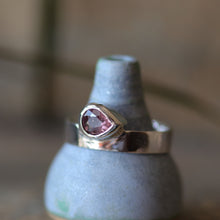 Load image into Gallery viewer, Malaya Garnet Bella Ring - Size 7.25
