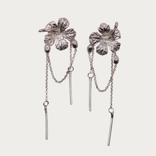Load image into Gallery viewer, Hibiscus Stud Earring in Sterling Silver
